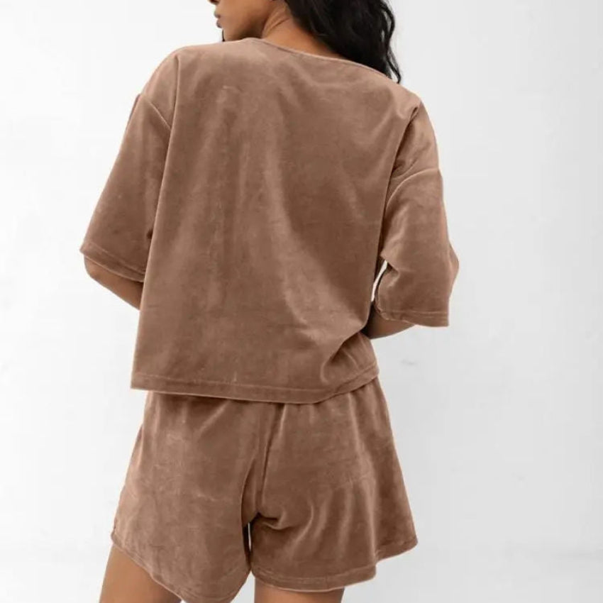 Knitted Round Neck Pajama Set - Casual Loose Fit with Shorts